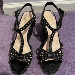 Vince camuto wedges